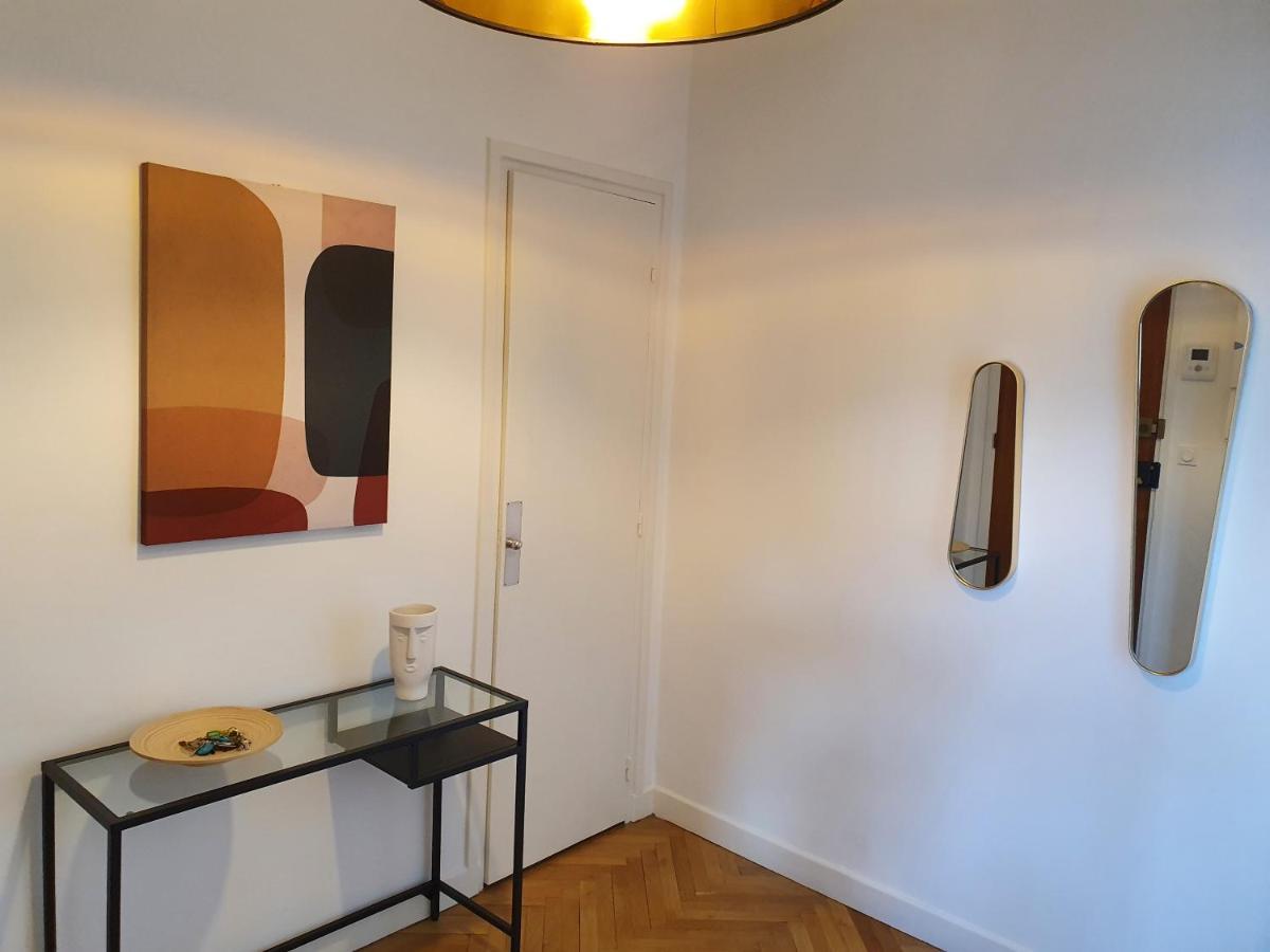 Suite Forum Vue Imprenable Reims Bagian luar foto