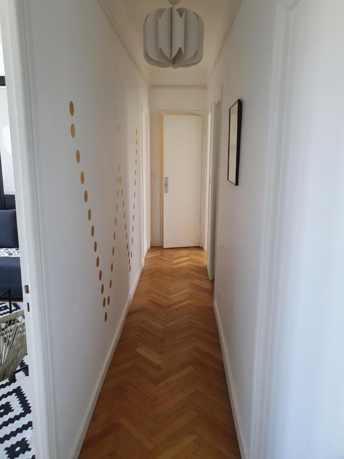 Suite Forum Vue Imprenable Reims Bagian luar foto